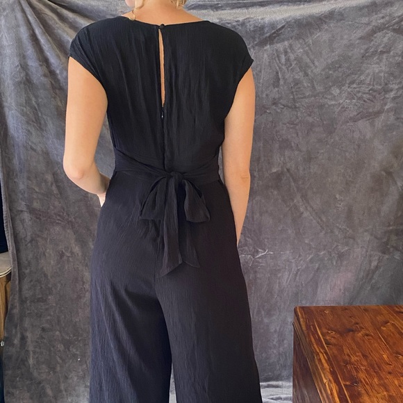 Black jumpsuit from Anthropologie - Picture 7 of 17